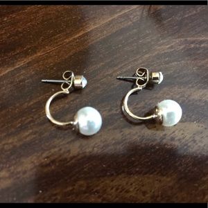 “Pearl” Ear Jacket LC Lauren Conrad